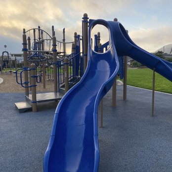 Dinosaur Caves Park - One part of the large playground. - Parks Near Me - Pismo Beach, California