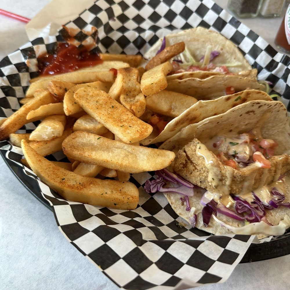 Bozos Too - Fish tacos very good! - Seafood Near Me - Pascagoula, Mississippi Bozos Too - Fish tacos very good! - Seafood Near Me - Pascagoula, Mississippi