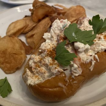 Jane Q - Lobster roll - Mediterranean Near Me - Hollywood, California Jane Q - Lobster roll - Mediterranean Near Me - Hollywood, California