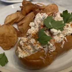 Lobster roll
