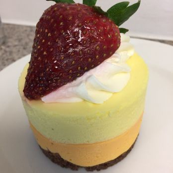 Anna's Cake House - Bakeries Near Me - Richmond, British Columbia