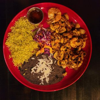 Diego's Spirited Kitchen - Camarones al mojo de ajo - New American Near Me - Redmond, Oregon