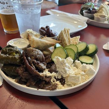 Captains Corner - Sampler - Mediterranean Near Me - Kelleys Island, Ohio