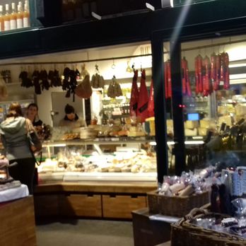 Naschmarkt - Naschmarkt - Public Markets Near Me - Vienna, 9