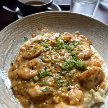 Royal Restaurant - SHRIMP & GRITS G - Breakfast & Brunch Near Me - Alexandria, Virginia Royal Restaurant - SHRIMP & GRITS G - Breakfast & Brunch Near Me - Alexandria, Virginia