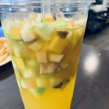 La Esquina Restaurant - Jugo de fruta - Salvadoran Near Me - Los Angeles, California La Esquina Restaurant - Jugo de fruta - Salvadoran Near Me - Los Angeles, California