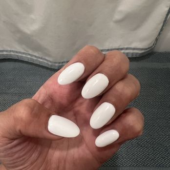 La Vie En Rose Nail Spa - not natural looking at all, was charged 70$ for this. Worst paint job I've gotten here, compared to when I first came here. - Nail Salons Near Me - Bellevue, Washington La Vie En Rose Nail Spa - not natural looking at all, was charged 70$ for this. Worst paint job I've gotten here, compared to when I first came here. - Nail Salons Near Me - Bellevue, Washington