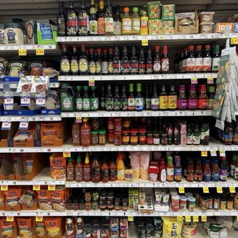 Kroger - Clean aisles - Grocery Near Me - Dunwoody, Georgia