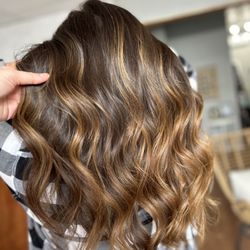 Salon 129