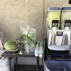 Margarita Bros - Margarita machine in action!