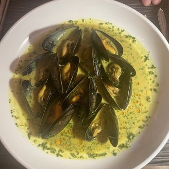 The Station - Mussels - Gastropubs Near Me - Lee, Massachusetts The Station - Mussels - Gastropubs Near Me - Lee, Massachusetts