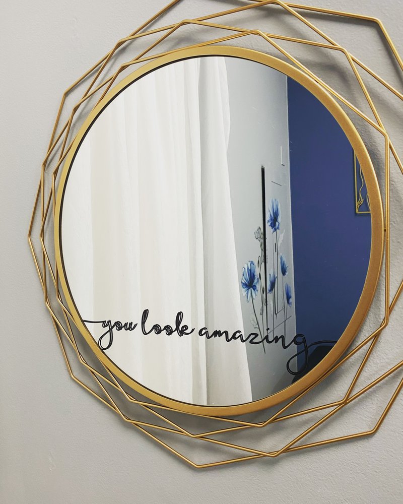 Sister Skincare at Mimi's Logo