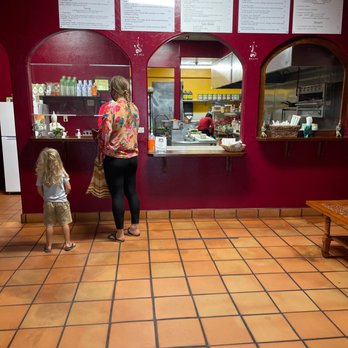 Racha Thai 2 - Counter for ordering - Thai Near Me - Waimea, Hawaii Racha Thai 2 - Counter for ordering - Thai Near Me - Waimea, Hawaii
