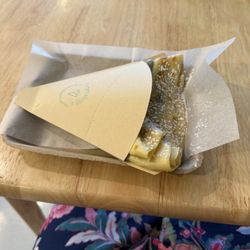Crepesology - Nutella crepe with powdered sugar