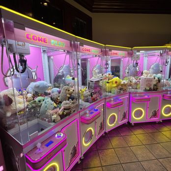 Triumph Valley - Toy vending machines near entrance while you wait for a table. - Dim Sum Near Me - Renton, Washington
