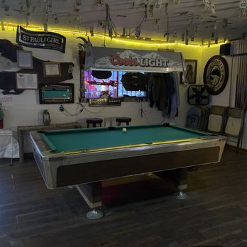 Panoche Inn - a pool table in a pub - Sandwiches Near Me - Paicines, California Panoche Inn - a pool table in a pub - Sandwiches Near Me - Paicines, California