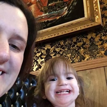 Muldoon Pizza - A super happy toddler at Muldoon Pizza - Pizza Near Me - Anchorage, Alaska