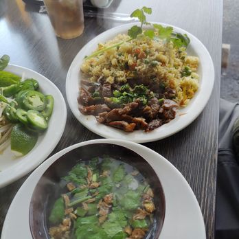 Viet Kitchen - Fried rice - Vietnamese Near Me - Tampa, Florida