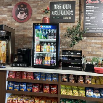 Paulie's Poboys - Sandwiches Near Me - Houston, Texas