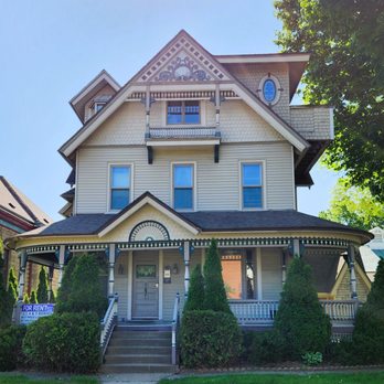 Brick & Beam Properties - 408 Main St - Property Management Near Me - Winona, Minnesota Brick & Beam Properties - 408 Main St - Property Management Near Me - Winona, Minnesota