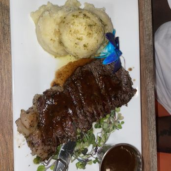 Savannah Spiced - Steak and mashed potatoes - Caribbean Near Me - Brooklyn, New York Savannah Spiced - Steak and mashed potatoes - Caribbean Near Me - Brooklyn, New York