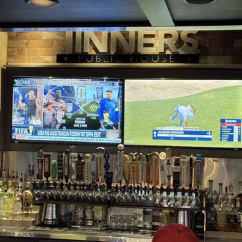 Tinner's Public House - The bar - New American Near Me - Sioux Falls, South Dakota Tinner's Public House - The bar - New American Near Me - Sioux Falls, South Dakota