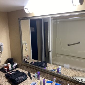 Quality Inn & Conference Centre - Hotels Near Me - Midland, Ontario Quality Inn & Conference Centre - Hotels Near Me - Midland, Ontario
