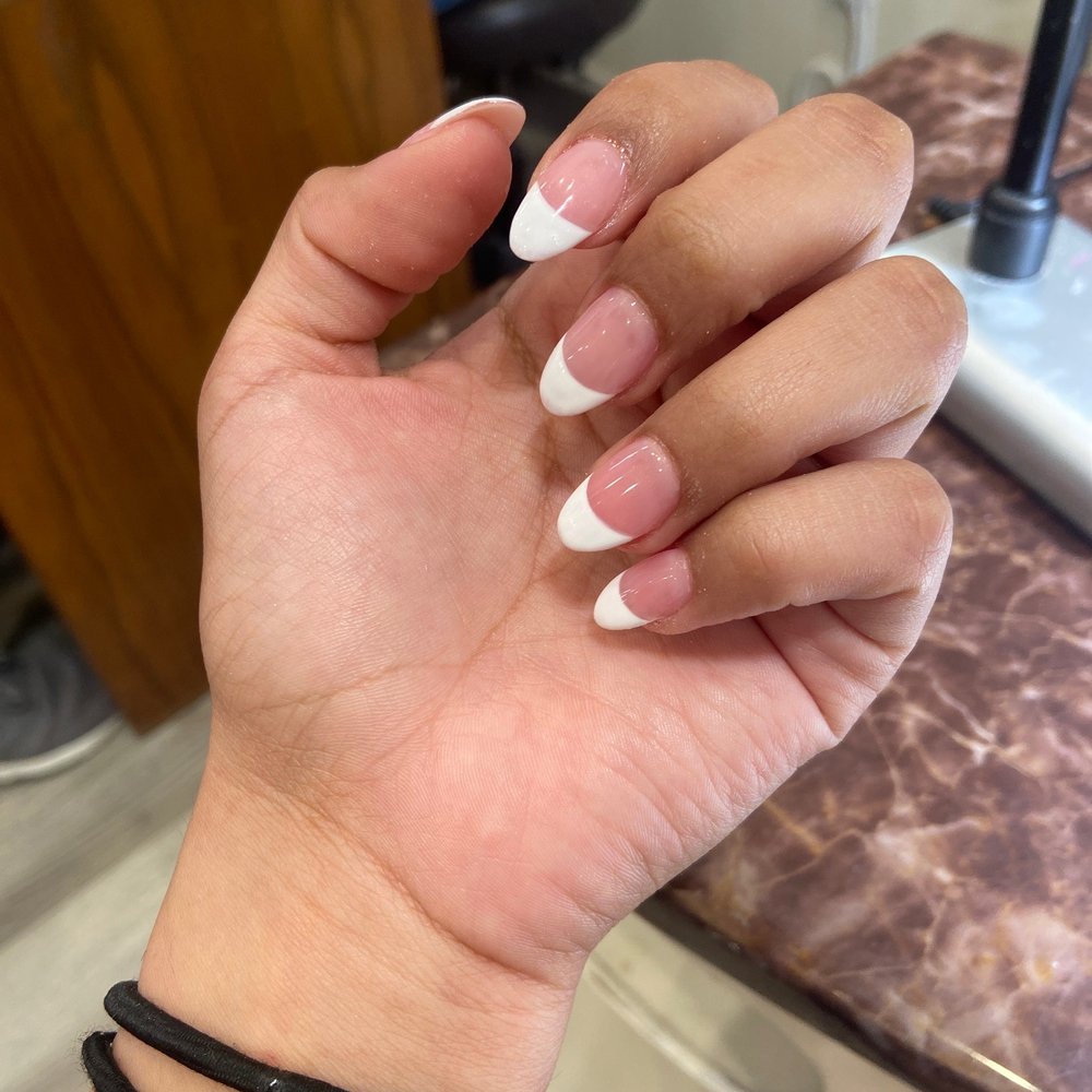 Happy Nails and Spa - Nail Salons Near Me - Irvine, California