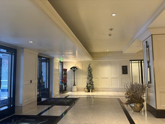 The London West Hollywood at Beverly Hills by null