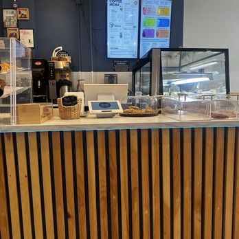 Blue Ridge Cafe - Cafes Near Me - Ridgewood, New Jersey