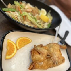 Max's Restaurant - Glendale - Half chicken and pancit Bihon