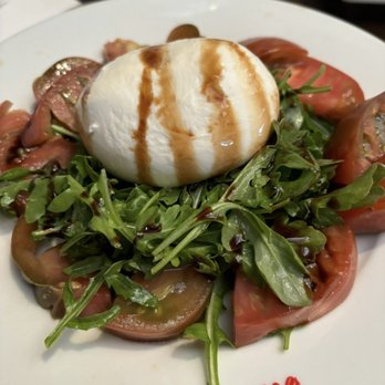 Bar Italia - Heirloom Tomatoes & Fresh Burrata - Italian Near Me - Beachwood, Ohio Bar Italia - Heirloom Tomatoes & Fresh Burrata - Italian Near Me - Beachwood, Ohio