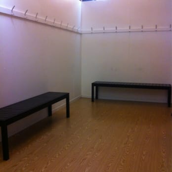 YogaHaven - Ladies changing rooms - Yoga Near Me - Birmingham, XWM YogaHaven - Ladies changing rooms - Yoga Near Me - Birmingham, XWM