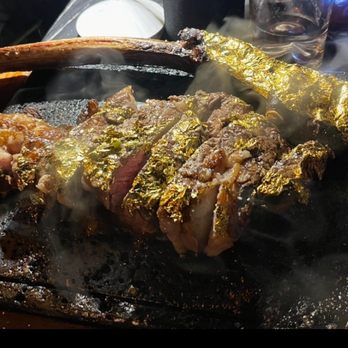 La Buena Vida - Raleigh - 24 kilates tomahawk rib eye - Mexican Near Me - Raleigh, North Carolina