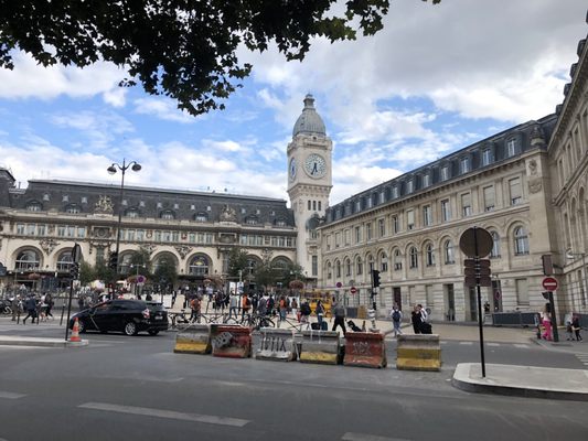 Latin Quarter by null
