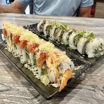 Temari-zushi - Red tiger roll & eel roll - Sushi Bars Near Me - San Diego, California Temari-zushi - Red tiger roll & eel roll - Sushi Bars Near Me - San Diego, California