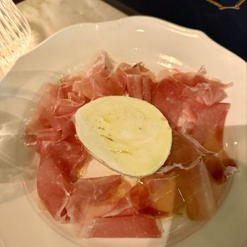 Osteria Mozza - Smoked buffalo mozzarella - Italian Near Me - Washington, DC, District of Columbia Osteria Mozza - Smoked buffalo mozzarella - Italian Near Me - Washington, DC, District of Columbia
