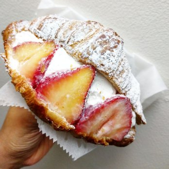 Tous Les Jours - Strawberry pastry - Bakeries Near Me - Allston, Massachusetts Tous Les Jours - Strawberry pastry - Bakeries Near Me - Allston, Massachusetts