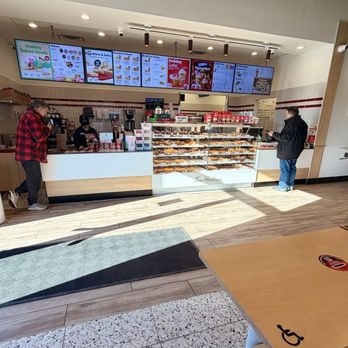 Tim Hortons - Inside - Coffee & Tea Near Me - Woodbridge Township, New Jersey Tim Hortons - Inside - Coffee & Tea Near Me - Woodbridge Township, New Jersey