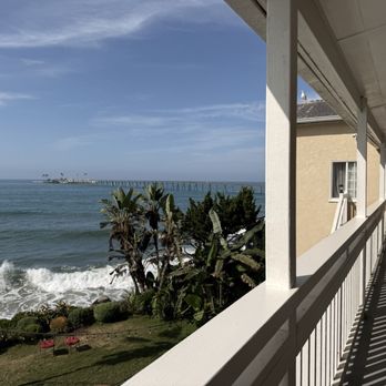 Cliff House Inn - View from outside room - Hotels Near Me - Ventura, California