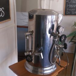 Wendy's Cafe N Cakes - Old Coffee Still