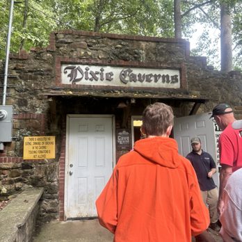 Dixie Caverns - Campgrounds Near Me - Salem, Virginia