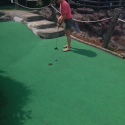 Lockside Golf Gifts & Grill