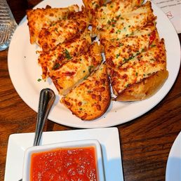 Garlic Bread & Sunday Gravy