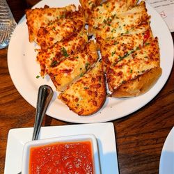 Napoli Italian Eatery - Garlic Bread & Sunday Gravy