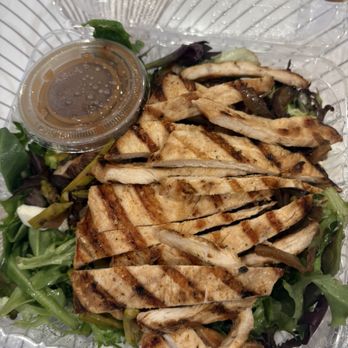 Umbertos - Portobello Salad - Pizza Near Me - Manhasset, New York Umbertos - Portobello Salad - Pizza Near Me - Manhasset, New York