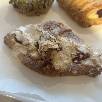 Paris Baguette - Coffee & Tea Near Me - Virginia Beach, Virginia