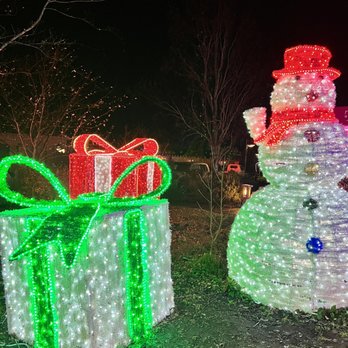 Oregon Garden Resort - Silverton Christmas Market - Hotels Near Me - Silverton, Oregon