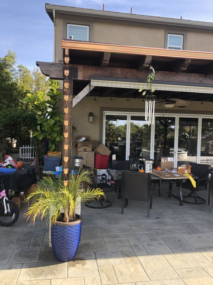 Slide of Escamilla’s Roofing and Rain Gutters