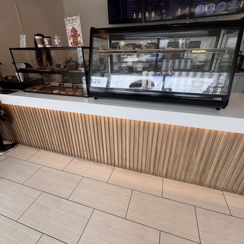TONLE Coffee and Tea - Super cute coffee shop - Coffee & Tea Near Me - Los Alamitos, California